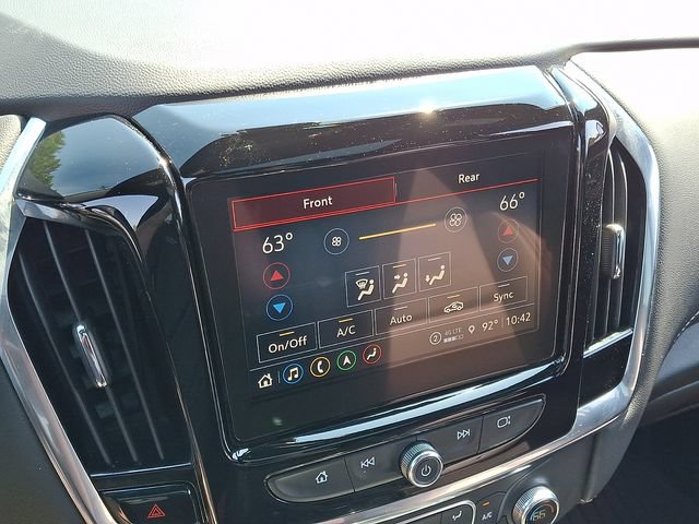 Used 2023 Chevrolet Traverse LT w/ LT Premium Package FWD image 18