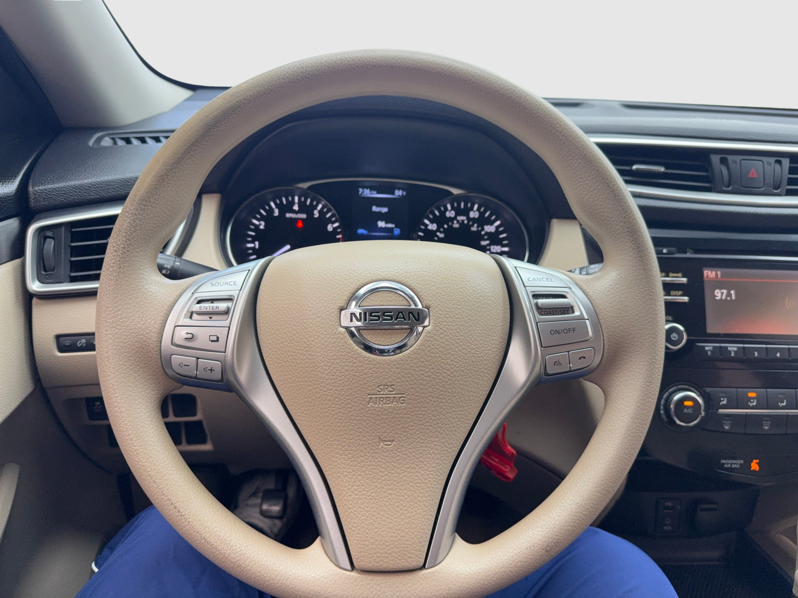Used 2015 Nissan Rogue S FWD image 19