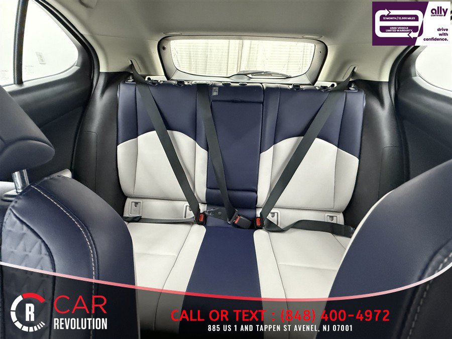 Used 2022 Lexus UX 250h w/ Premium Package AWD/4WD image 10