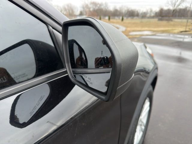 Certified 2020 Ford Explorer XLT w/ Equipment Group 202A image 5