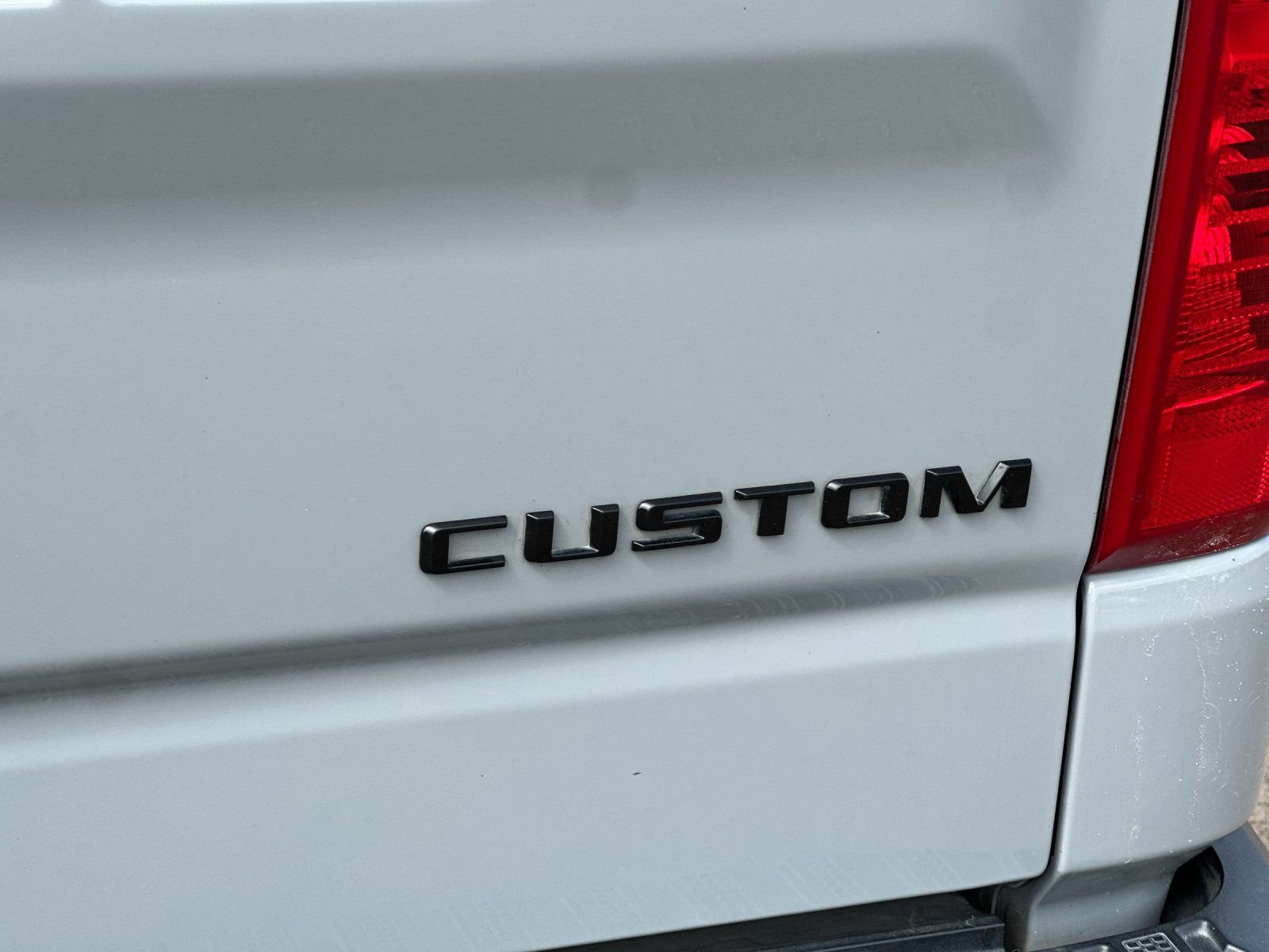 Used 2024 Chevrolet Silverado 1500 Custom w/ Turbomax Blackout Package RWD image 25