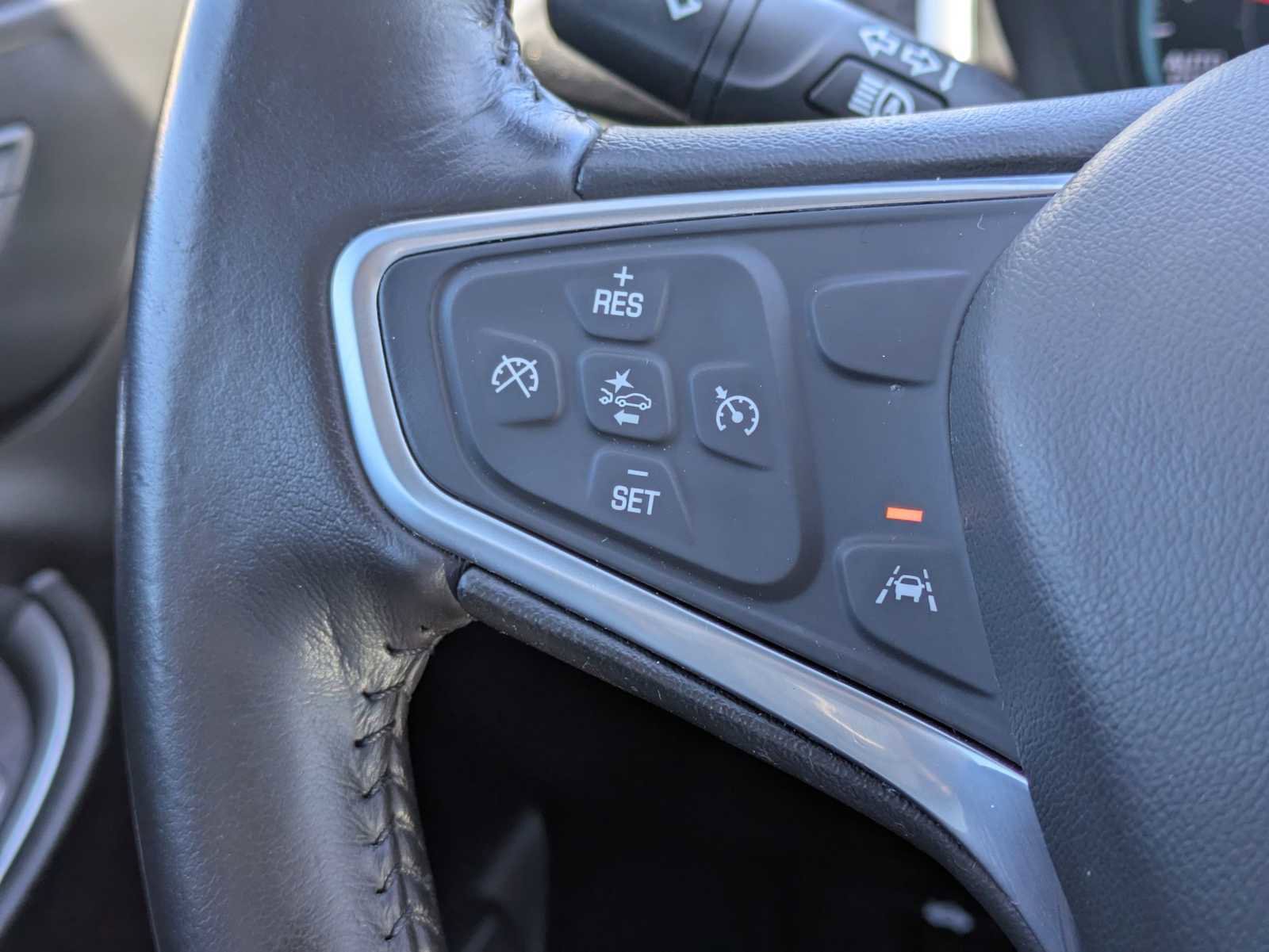 Used 2022 Chevrolet Malibu RS FWD image 24