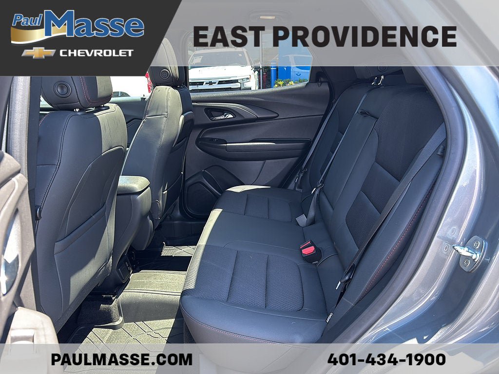 Used 2023 Chevrolet TrailBlazer RS w/ Sun and Liftgate Package AWD/4WD image 17