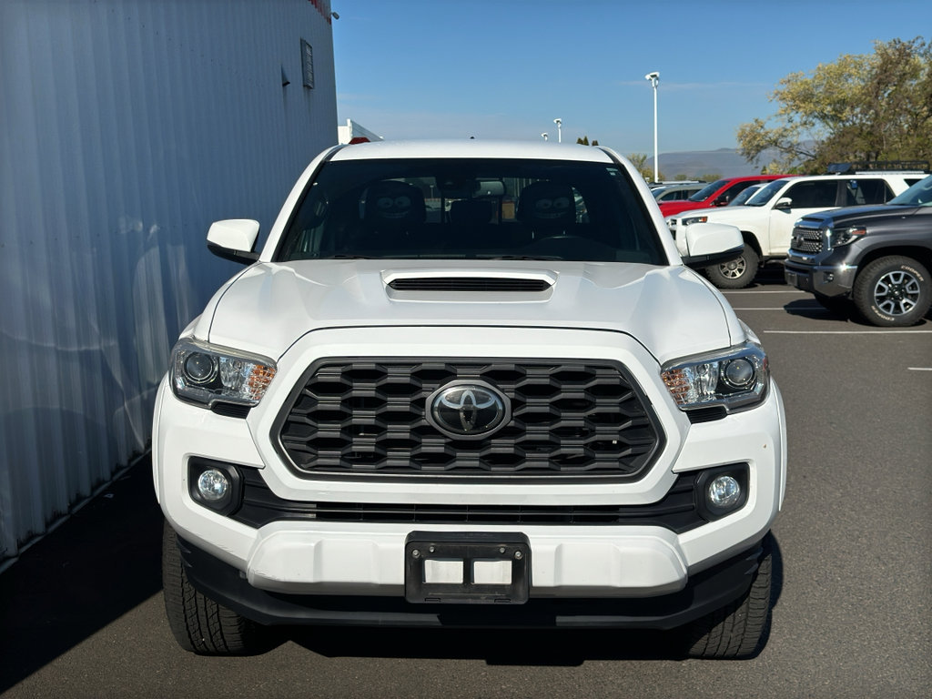 Used 2020 Toyota Tacoma TRD Sport w/ Technology Package AWD/4WD video 2