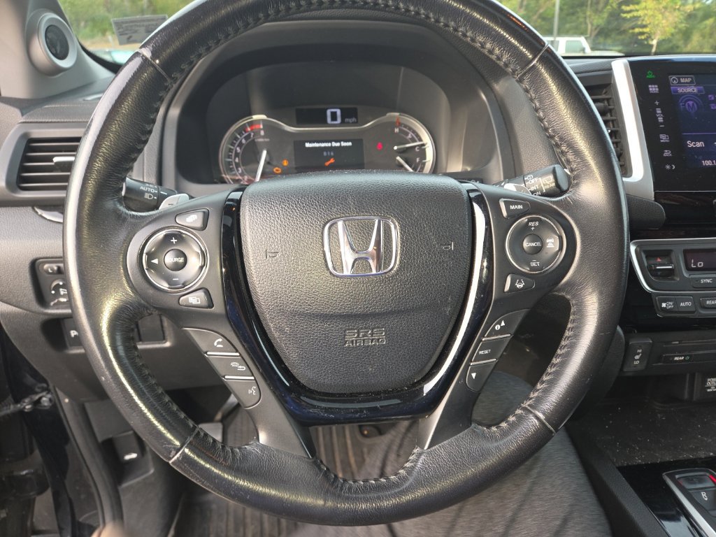 Used 2016 Honda Pilot Touring image 21