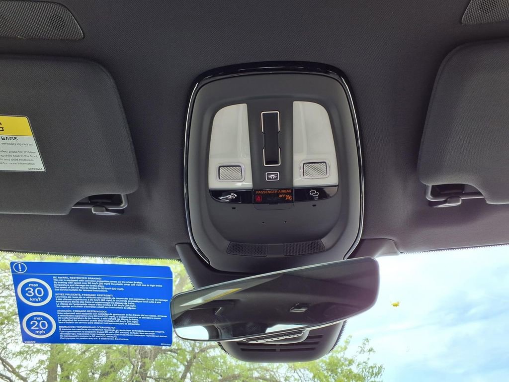 New 2026 Volvo XC90 B5 Plus w/ Protection Package AWD/4WD image 23