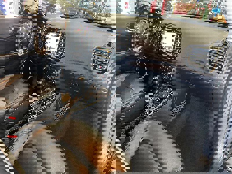 Used 2018 Jeep Compass Limited w/ Navigation Group image 21