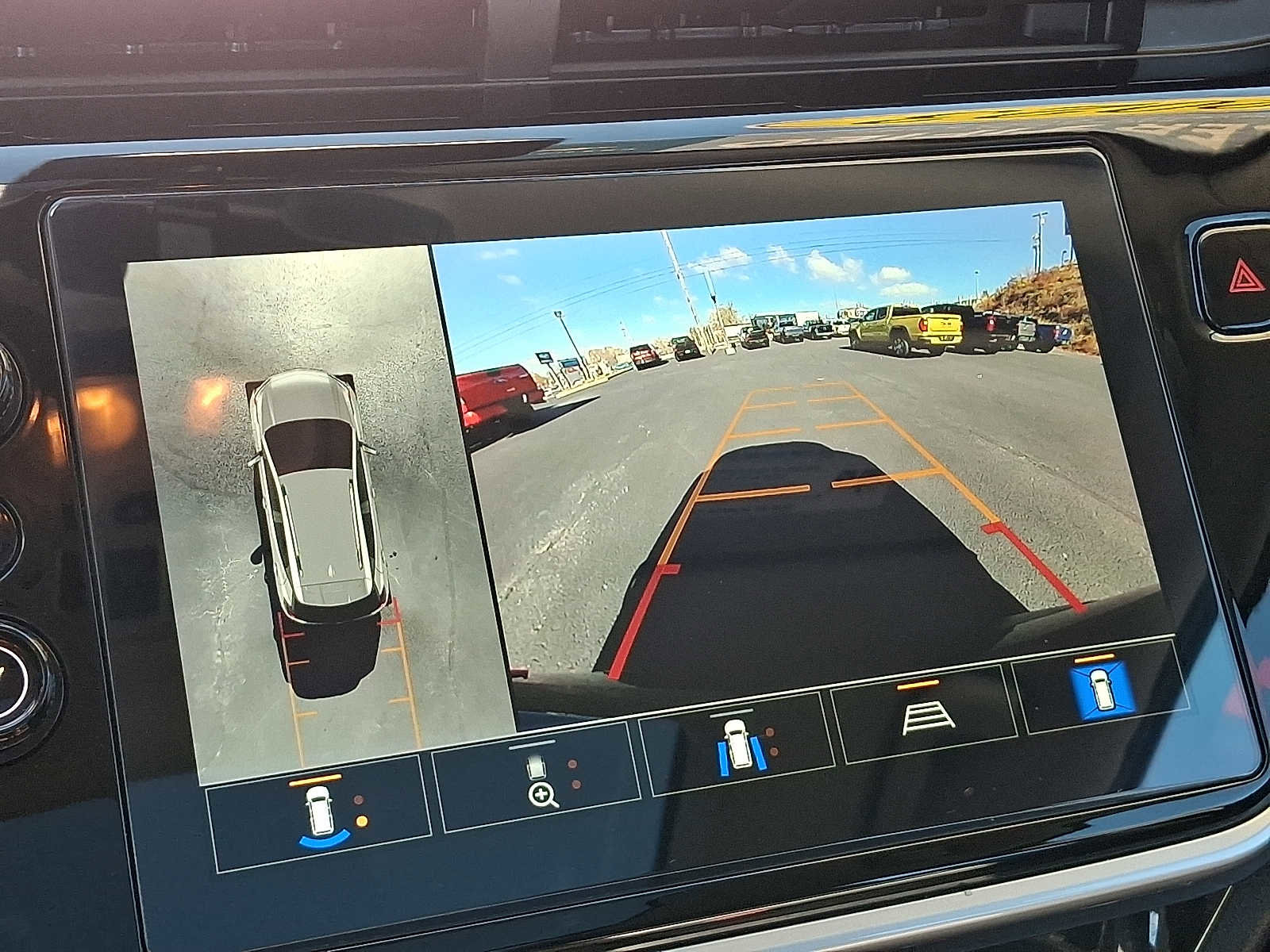 Used 2023 Chevrolet Bolt EUV Premier w/ Sun & Sound Package image 20