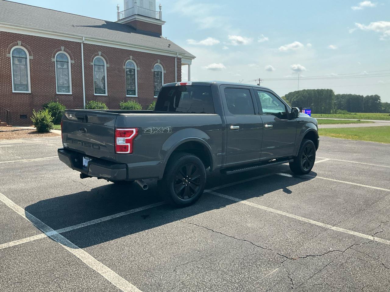 Used 2020 Ford F150 XLT w/ Equipment Group 302A Luxury AWD/4WD image 6