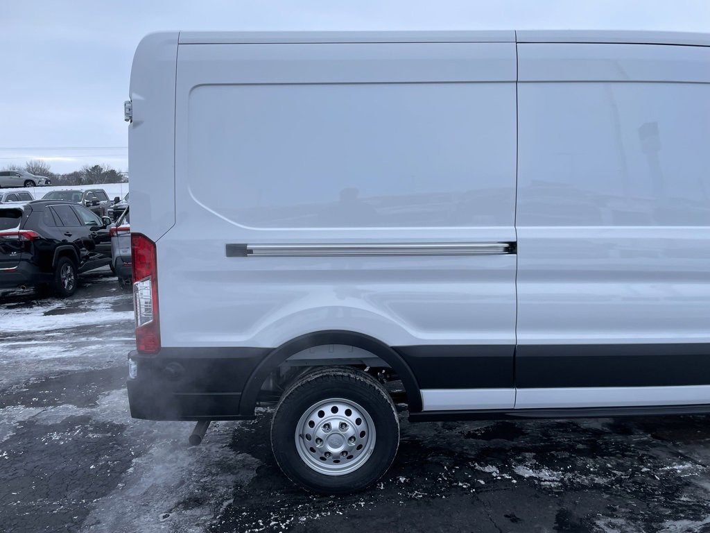 New 2026 Ford Transit 250 148 Medium Roof Extended AWD w/ Load Area Protection Package image 30