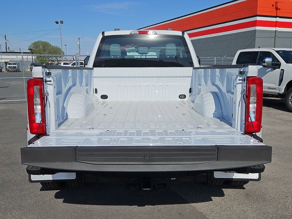 New 2026 Ford F350 XL w/ FX4 Off-Road Package image 18