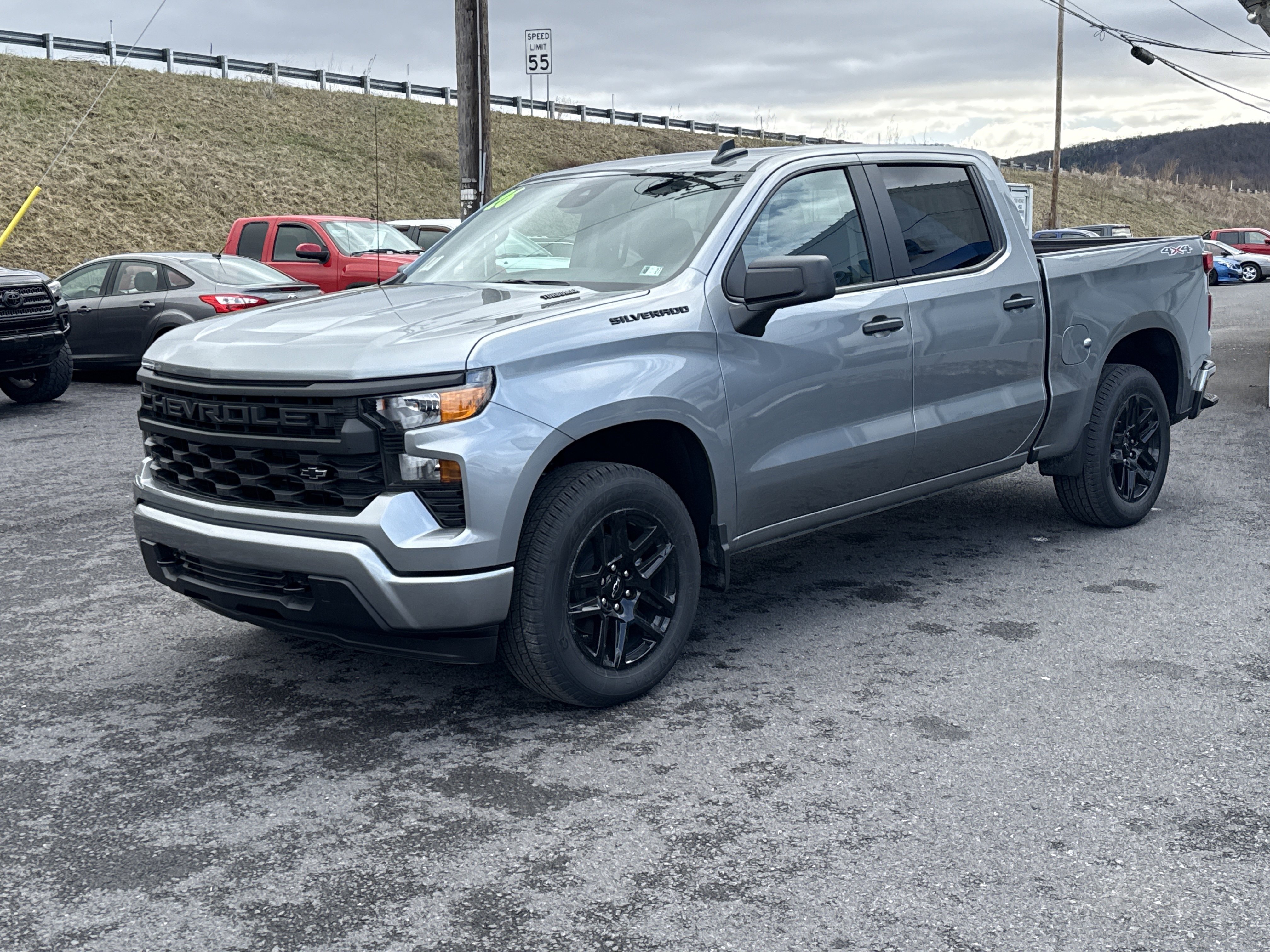 New 2026 Chevrolet Silverado 1500 Custom w/ LPO, Dark Essentials Package AWD/4WD image 7