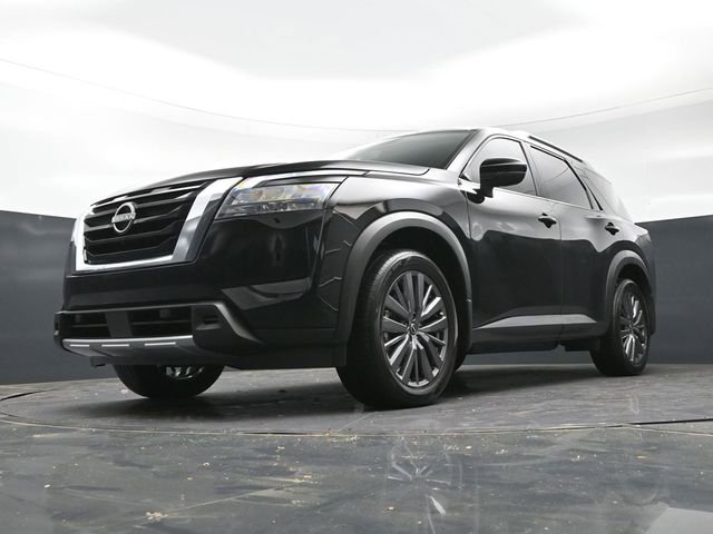 Used 2025 Nissan Pathfinder SL w/ SL Premium Package image 34