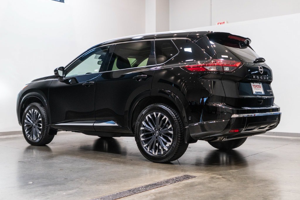 Used 2024 Nissan Rogue Platinum w/ Platinum Premium Package AWD/4WD image 7