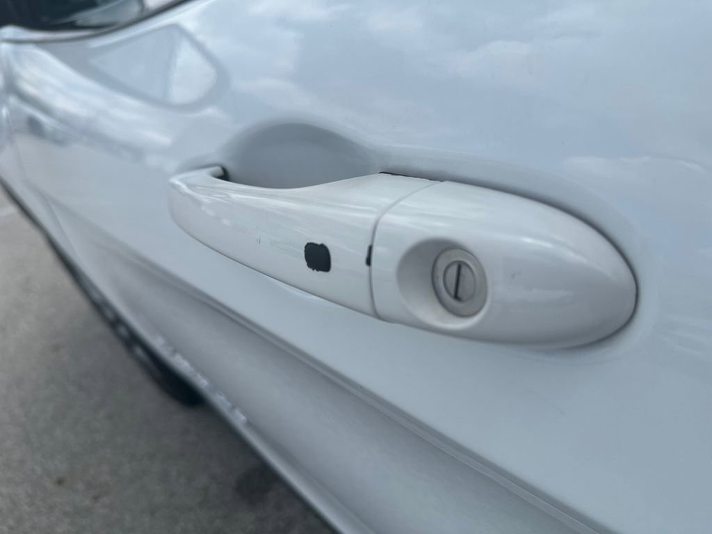 Used 2019 Jeep Cherokee Latitude Plus w/ Cold Weather Group image 39