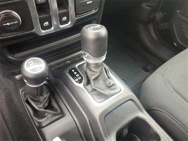 Used 2019 Jeep Wrangler Sport S image 19