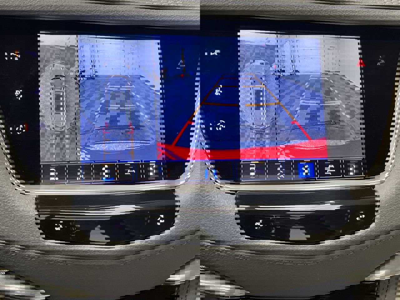 Certified 2023 Cadillac XT5 Premium Luxury w/ Technology Package image 5