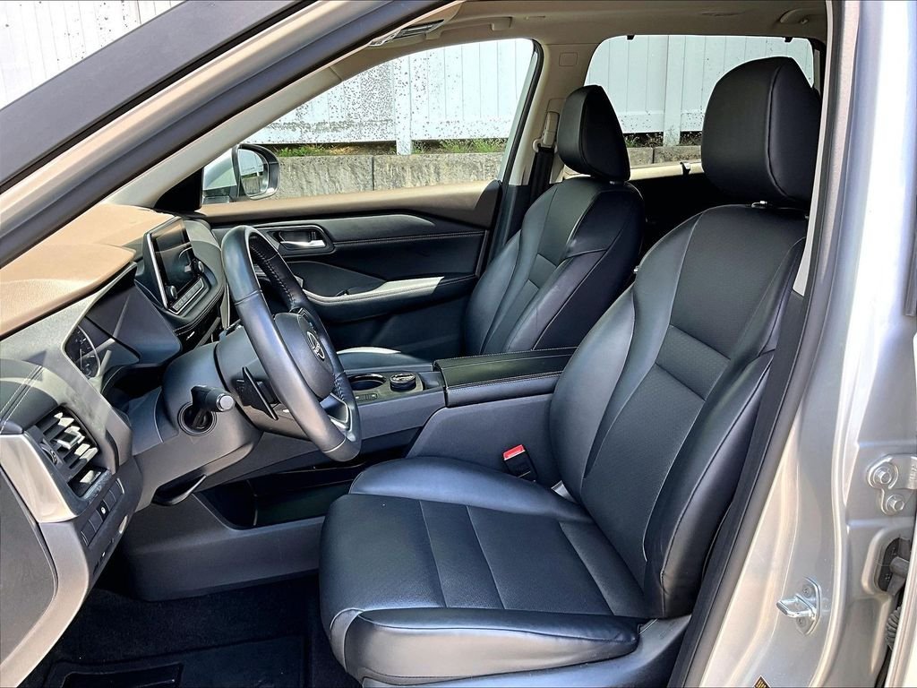 Used 2023 Nissan Rogue SV w/ SV Premium B Package AWD/4WD image 10