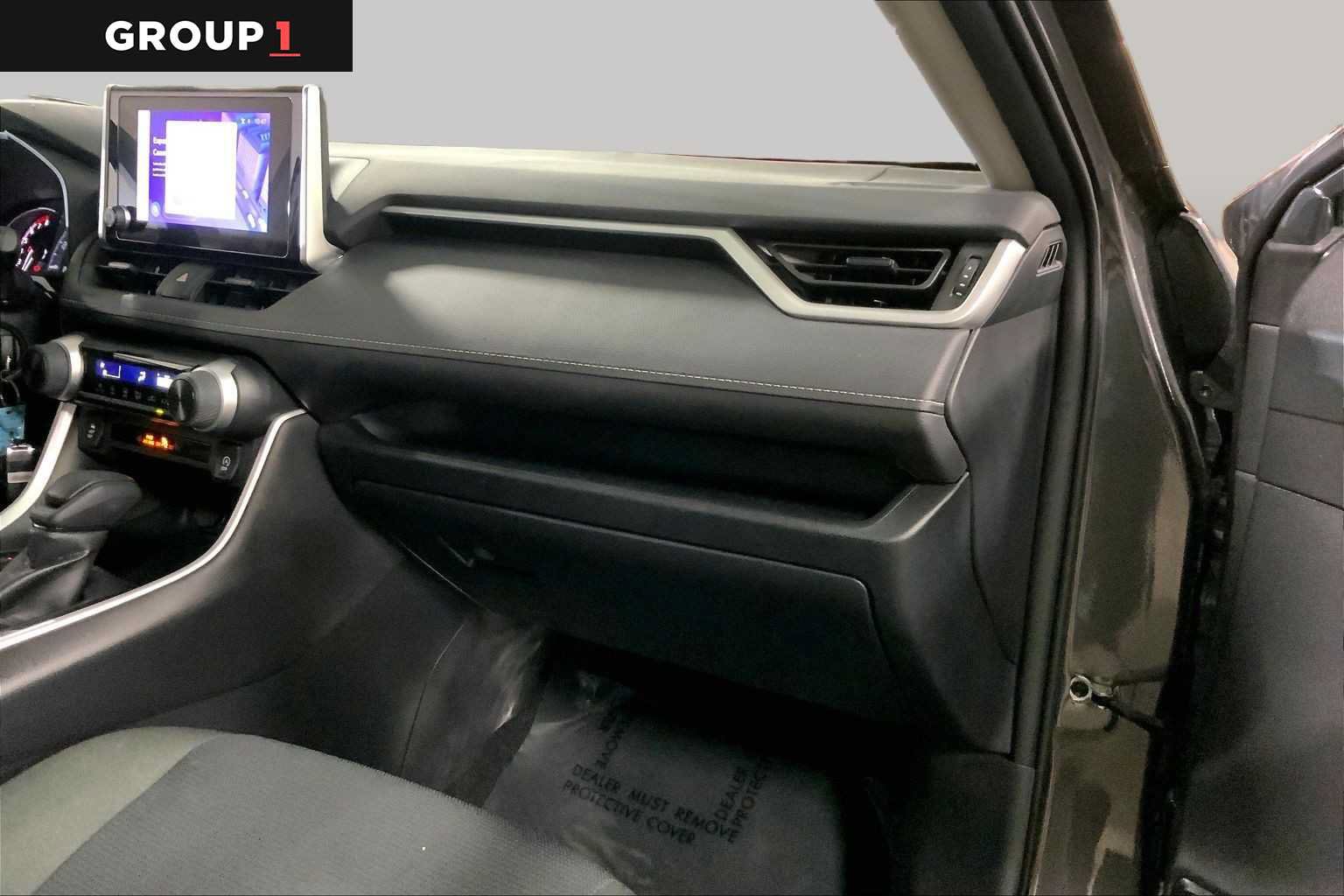 Used 2025 Toyota RAV4 LE AWD/4WD image 19
