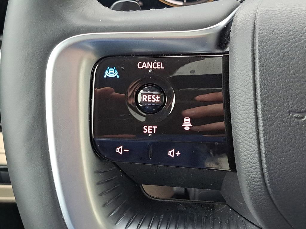 Certified 2025 INFINITI QX80 Pure w/ Cargo Package image 14