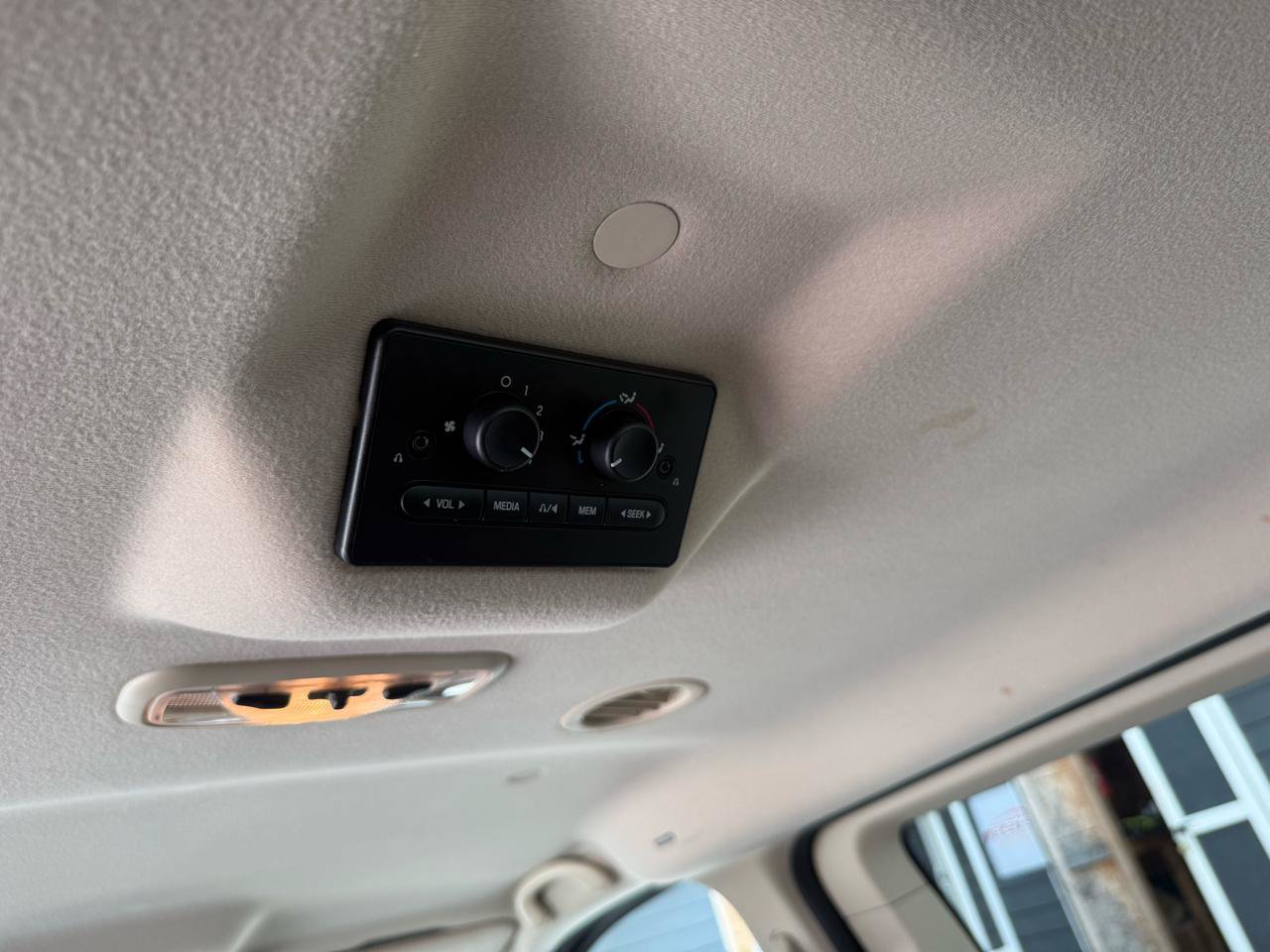 Used 2005 Ford Freestar SEL FWD image 52