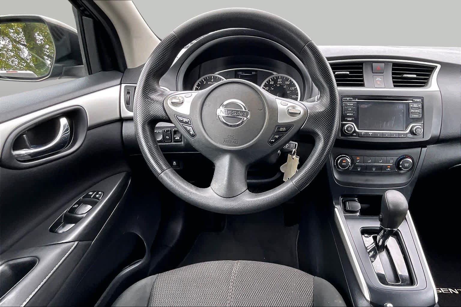 Used 2018 Nissan Sentra S FWD image 5