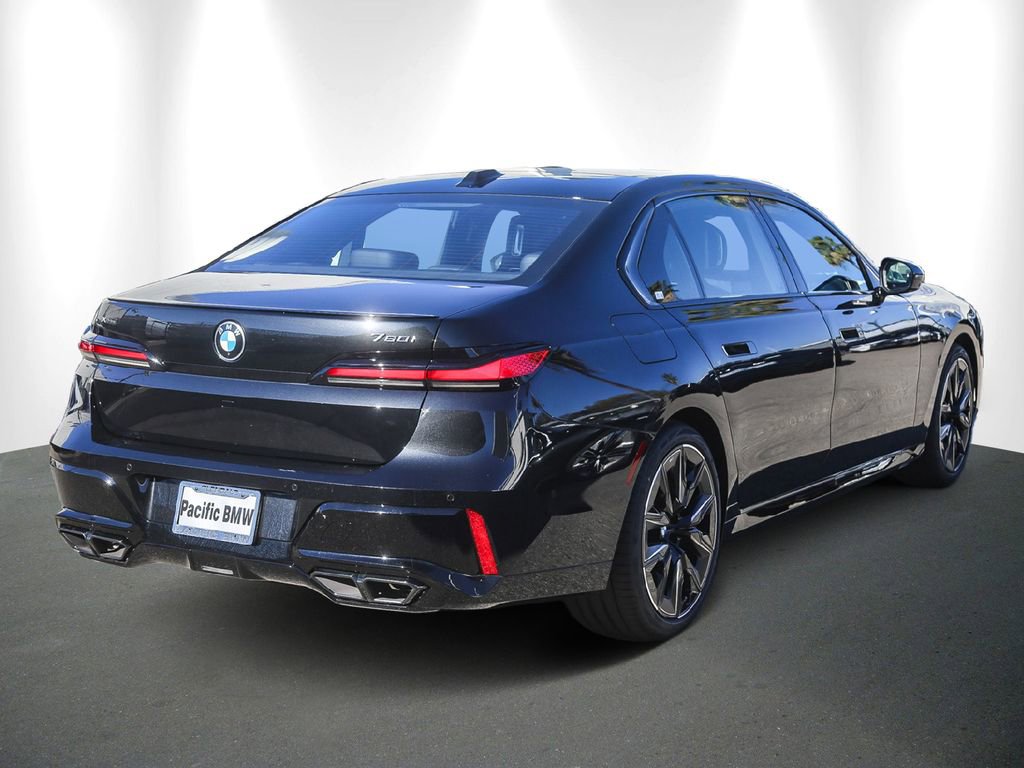 New 2026 BMW 760i xDrive w/ Premium Package AWD/4WD image 6