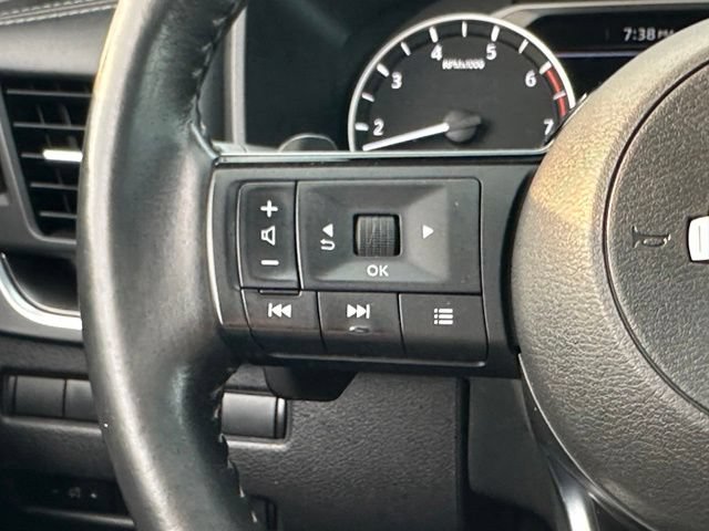 Used 2023 Nissan Rogue SV w/ SV Premium B Package AWD/4WD image 38
