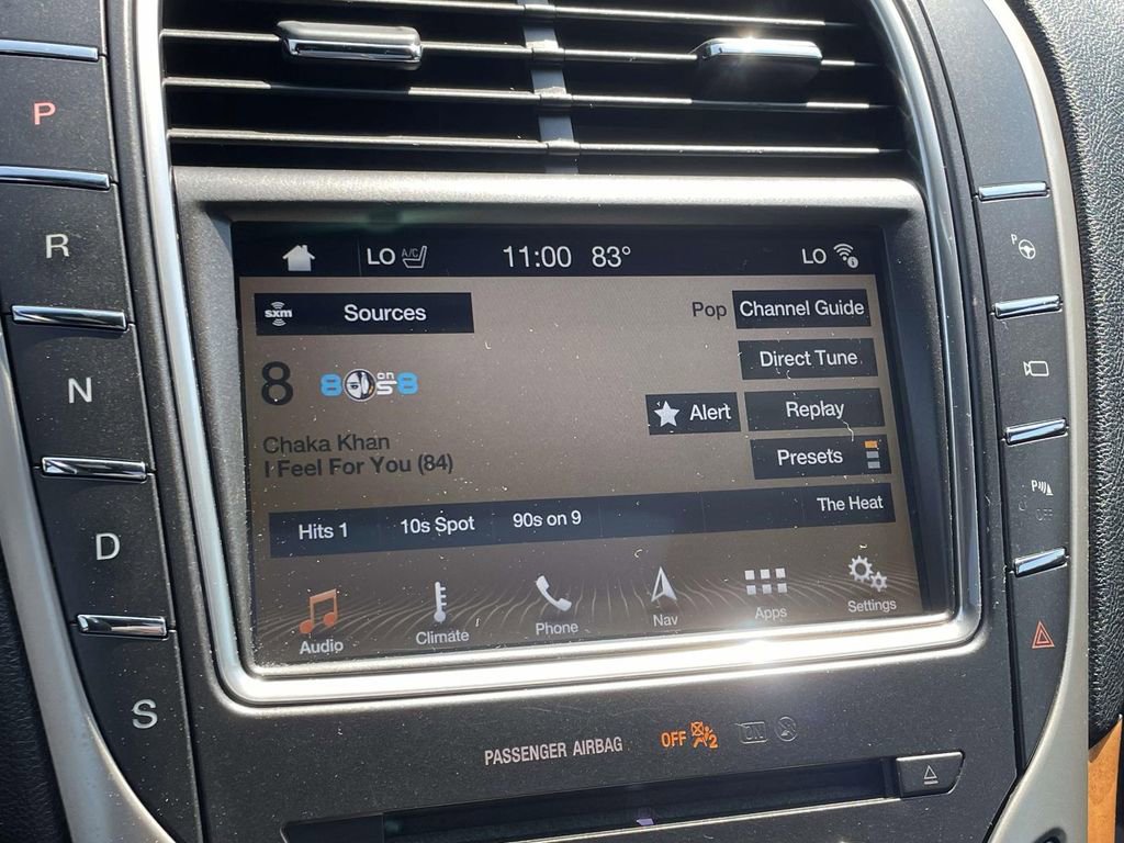 Used 2017 Lincoln MKX Reserve AWD/4WD image 26