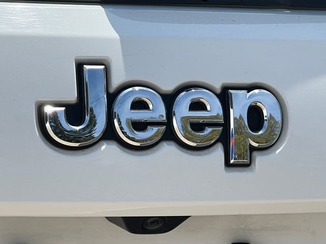 Used 2019 Jeep Grand Cherokee Limited AWD/4WD image 50