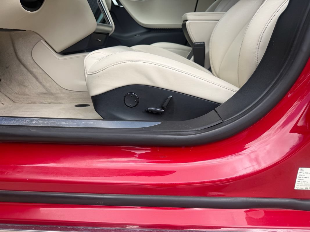 Used 2017 Tesla Model S 100D AWD/4WD image 28