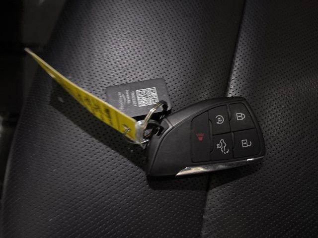 Used 2025 GMC Sierra 1500 SLT image 38