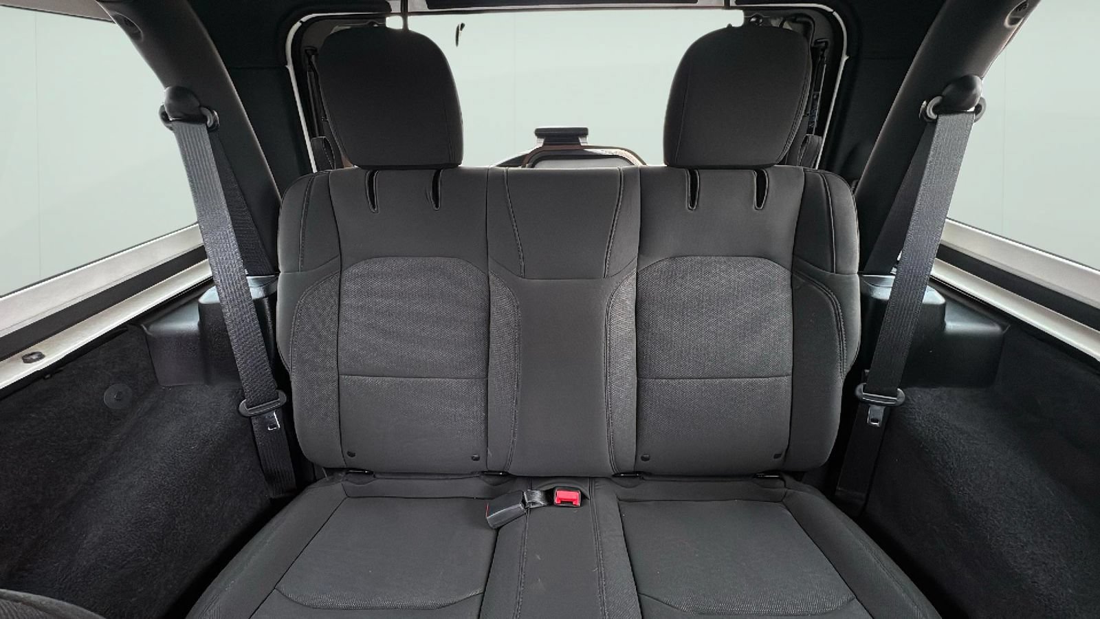 Used 2021 Jeep Wrangler Sport AWD/4WD image 26