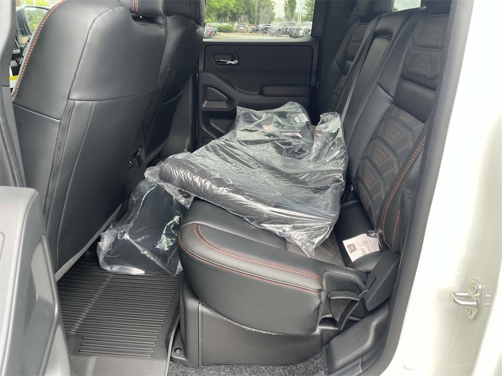 New 2025 Nissan Frontier PRO-4X w/ Pro Premium Package image 7