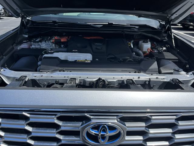 Used 2024 Toyota Sequoia Capstone AWD/4WD image 25