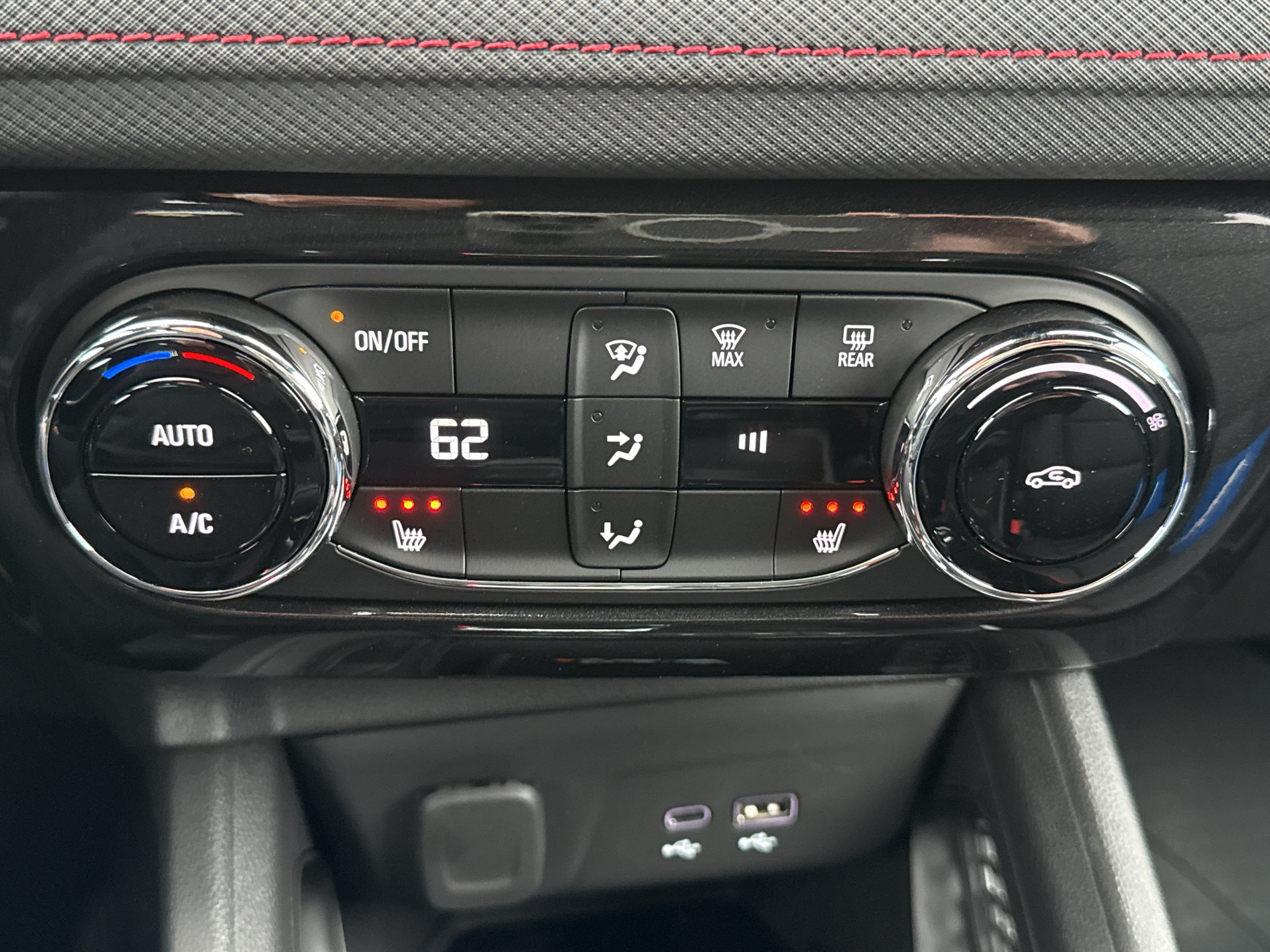 New 2026 Chevrolet TrailBlazer RS w/ Convenience Package FWD image 27