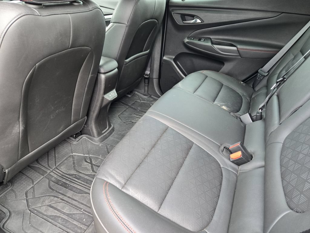 Used 2023 Chevrolet Bolt EUV Premier w/ Sun & Sound Package FWD image 32