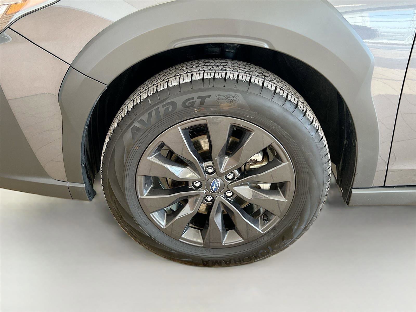 Certified 2025 Subaru Outback Onyx Edition XT image 35