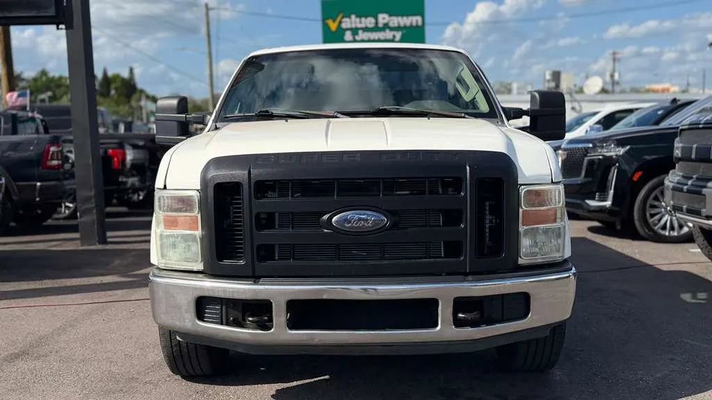 Used 2010 Ford F250 XL image 4