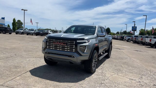 Used 2026 GMC Canyon Denali AWD/4WD image 4