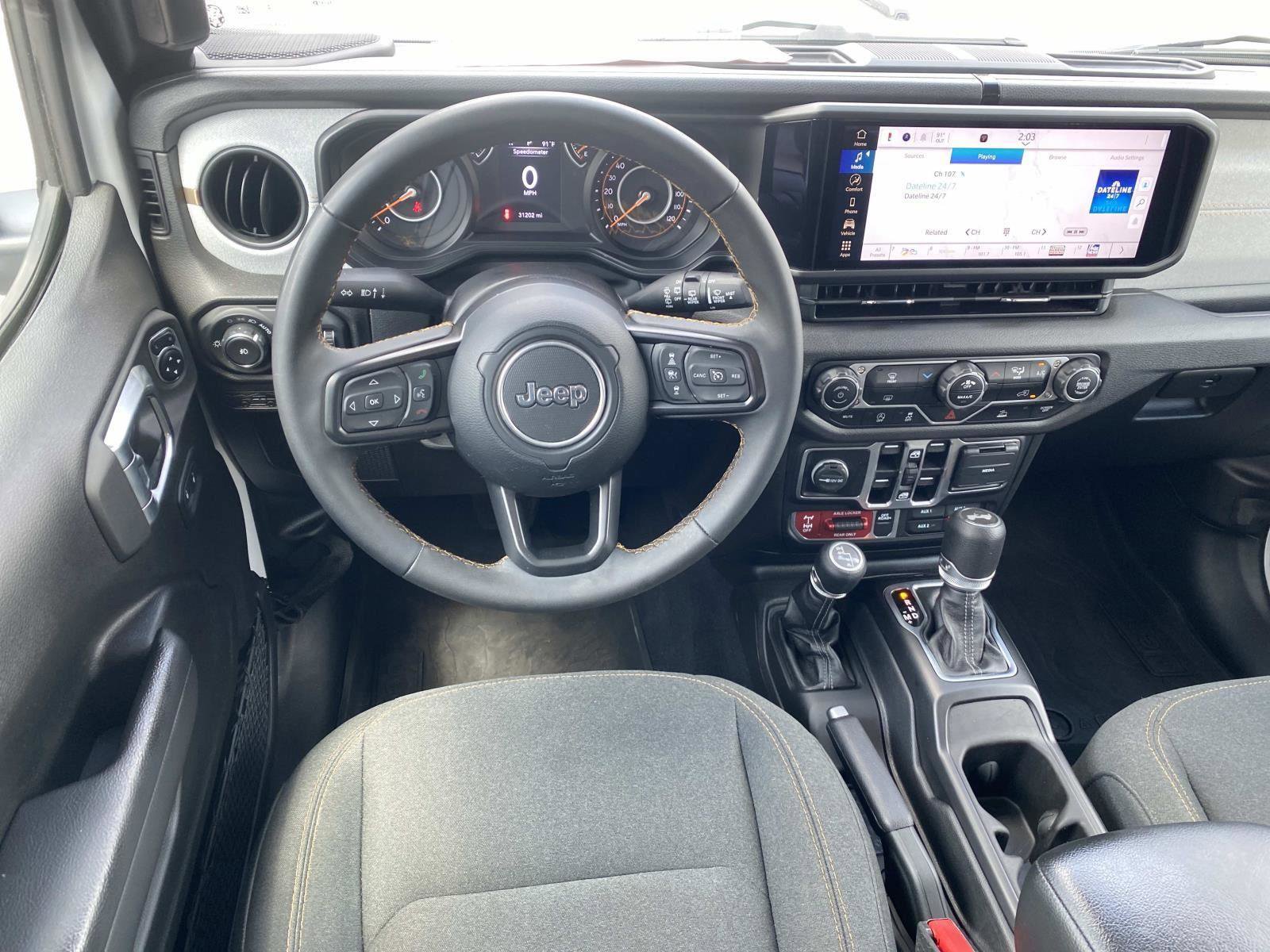 Used 2025 Jeep Wrangler Unlimited Sport AWD/4WD image 19