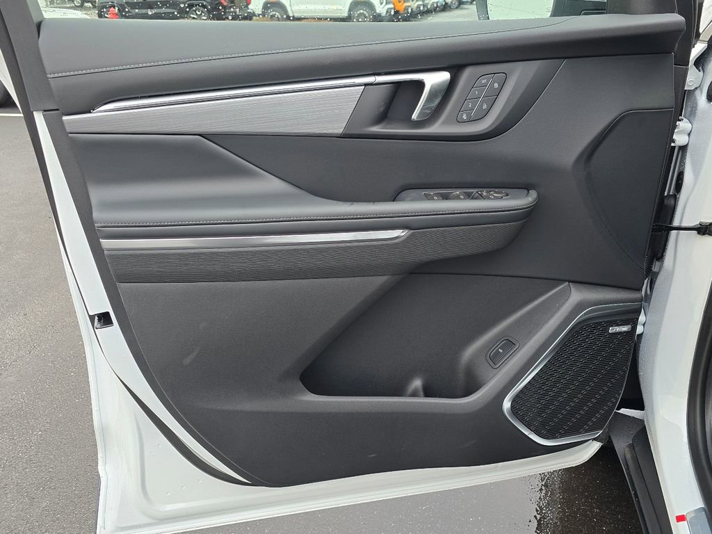 New 2026 Buick Enclave Preferred w/ Power Package image 13