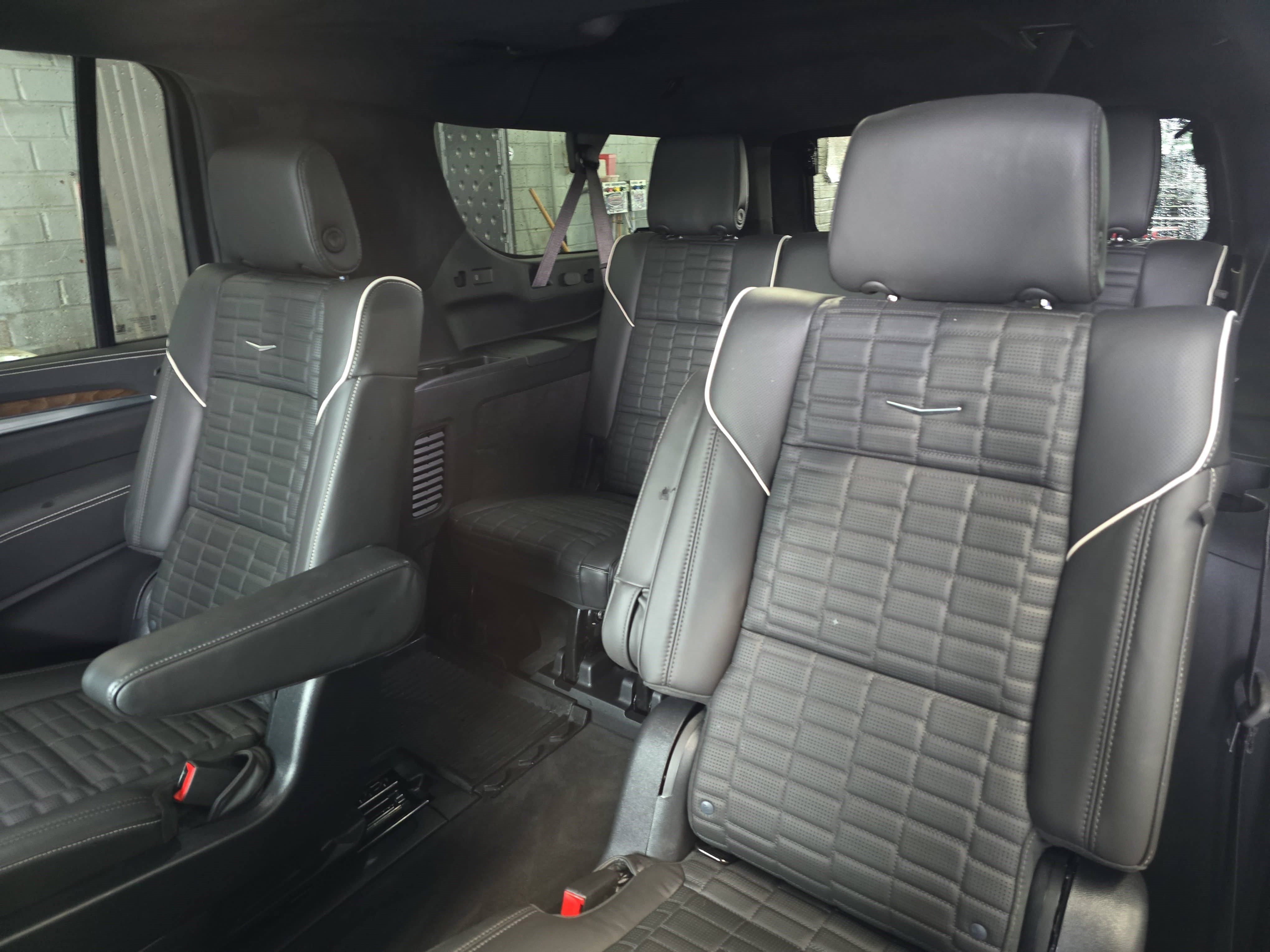 Certified 2025 Cadillac Escalade ESV Sport Platinum AWD/4WD image 14