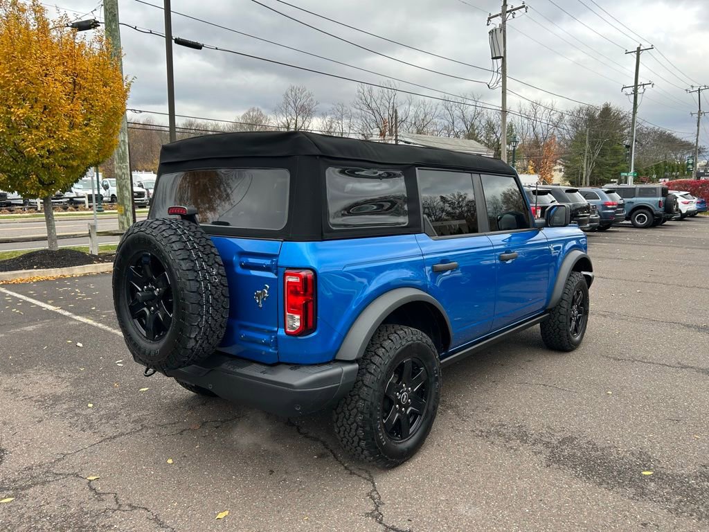 Certified 2024 Ford Bronco Black Diamond image 4