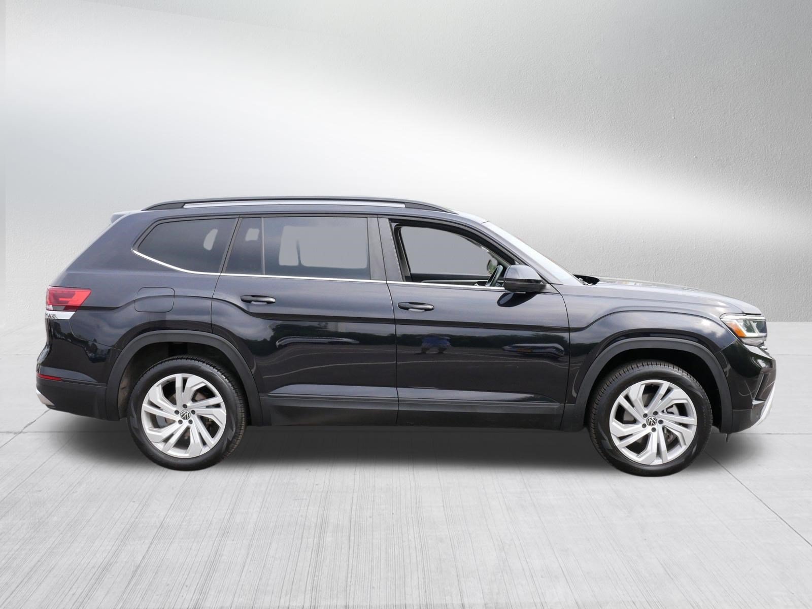 Used 2023 Volkswagen Atlas SE AWD/4WD image 8