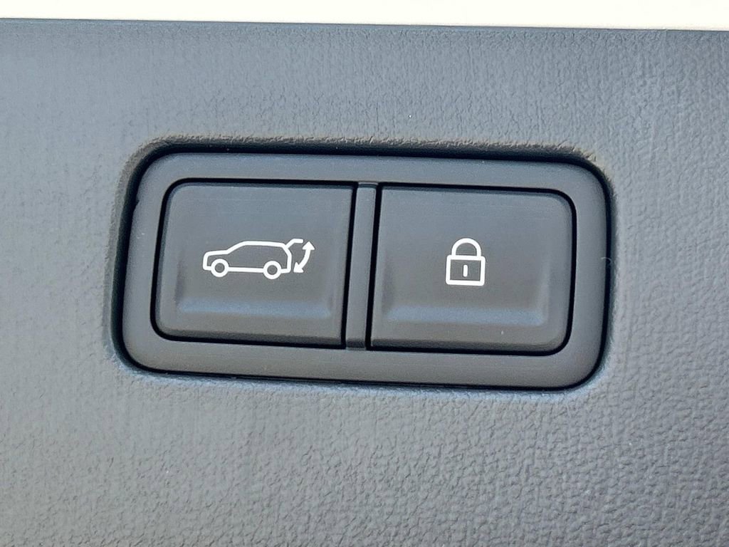 New 2026 Hyundai Ioniq 9 SE AWD/4WD image 13