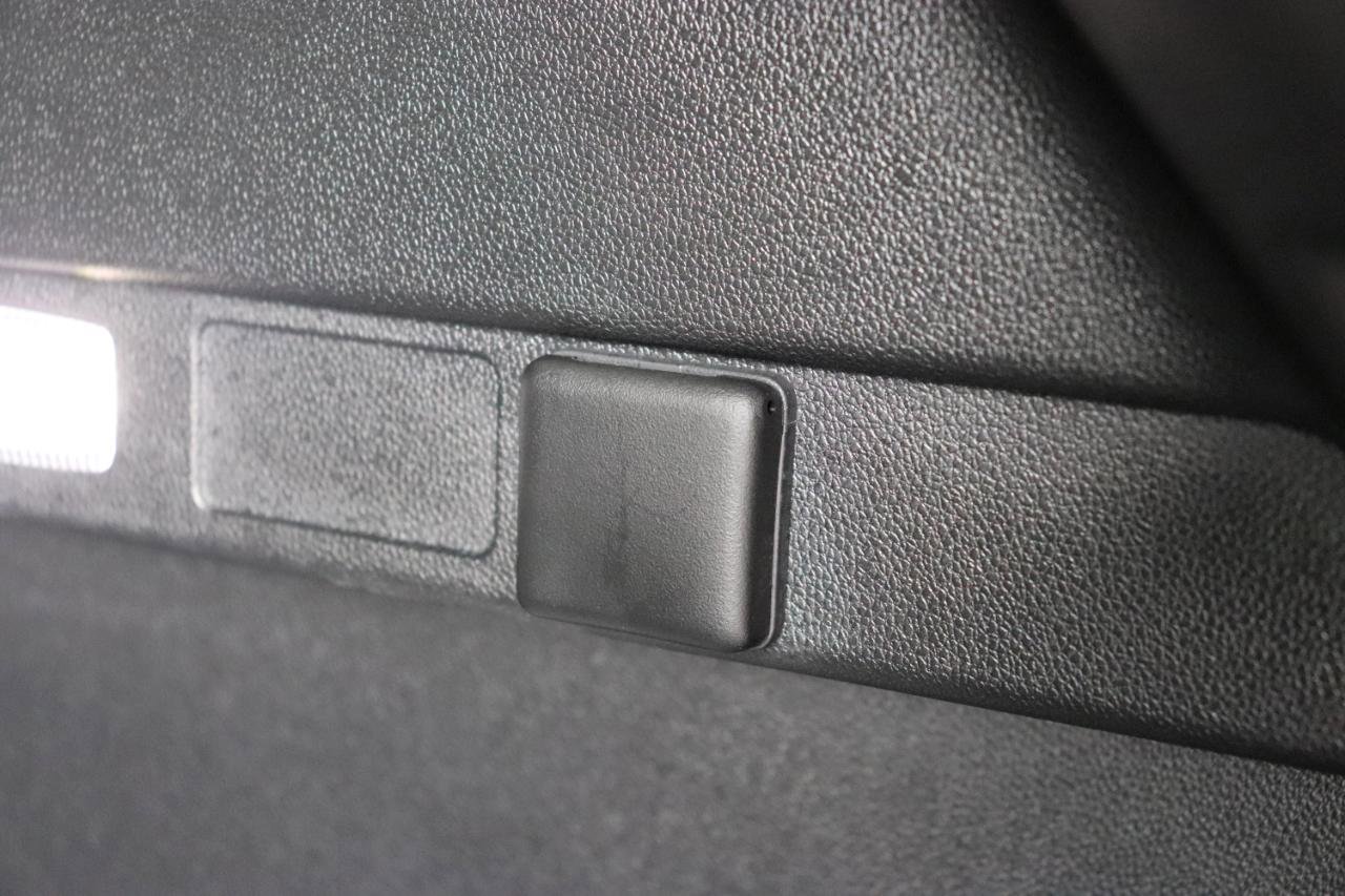 Used 2026 Chevrolet Equinox LT w/ Convenience Package II FWD image 54