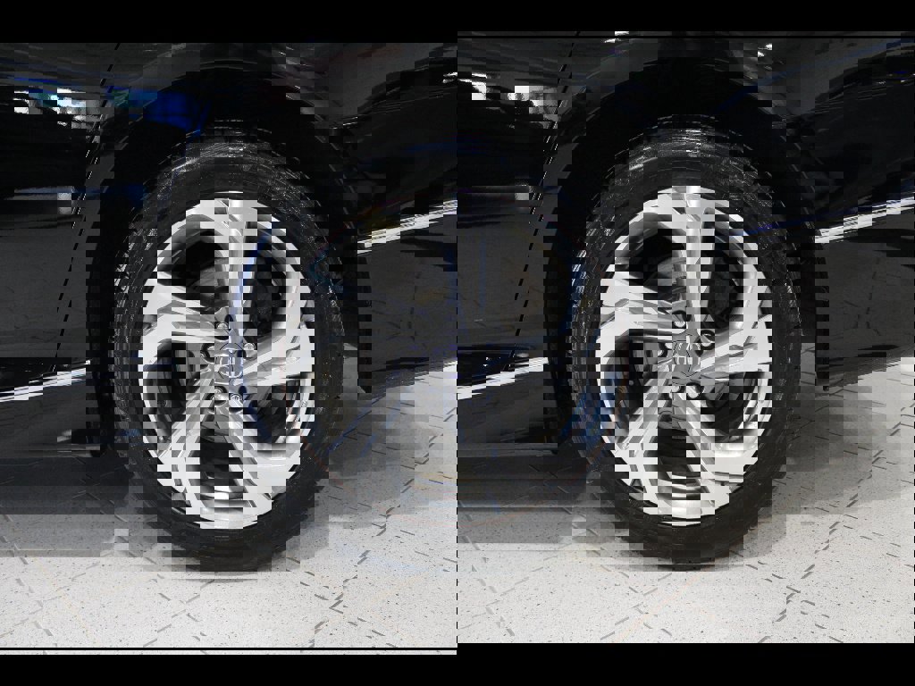 Certified 2019 Honda Accord EX-L image 12