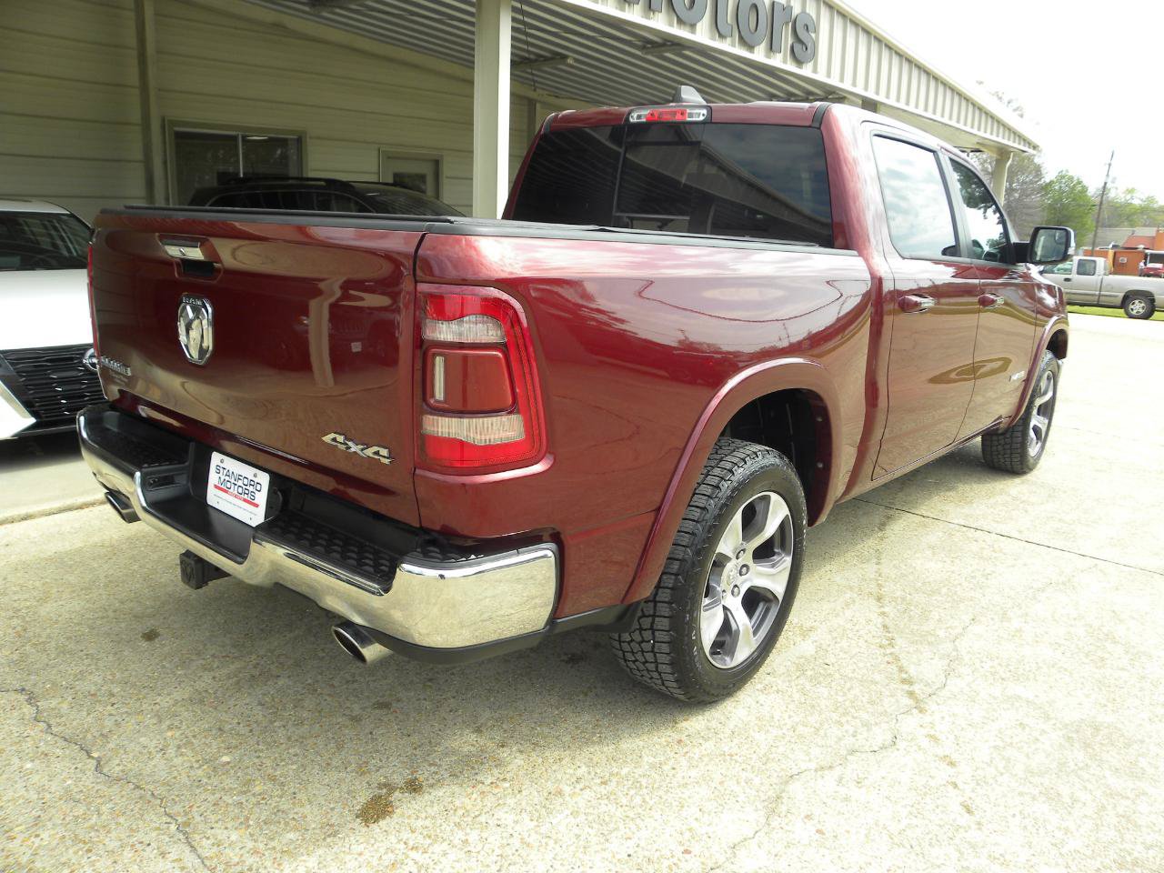 Used 2022 RAM 1500 Laramie AWD/4WD image 8