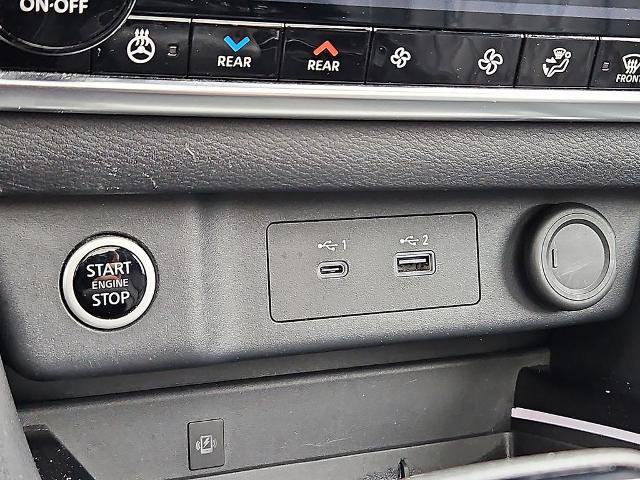 Certified 2023 Nissan Rogue Platinum w/ Platinum Premium Package AWD/4WD image 18